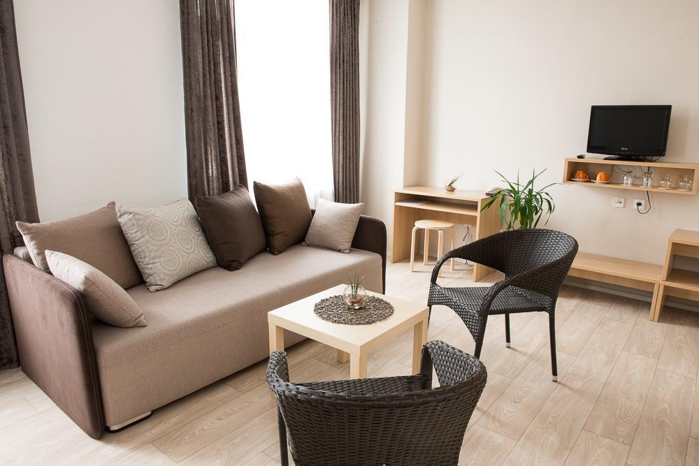 Hotel Imos Breclav Bagian luar foto