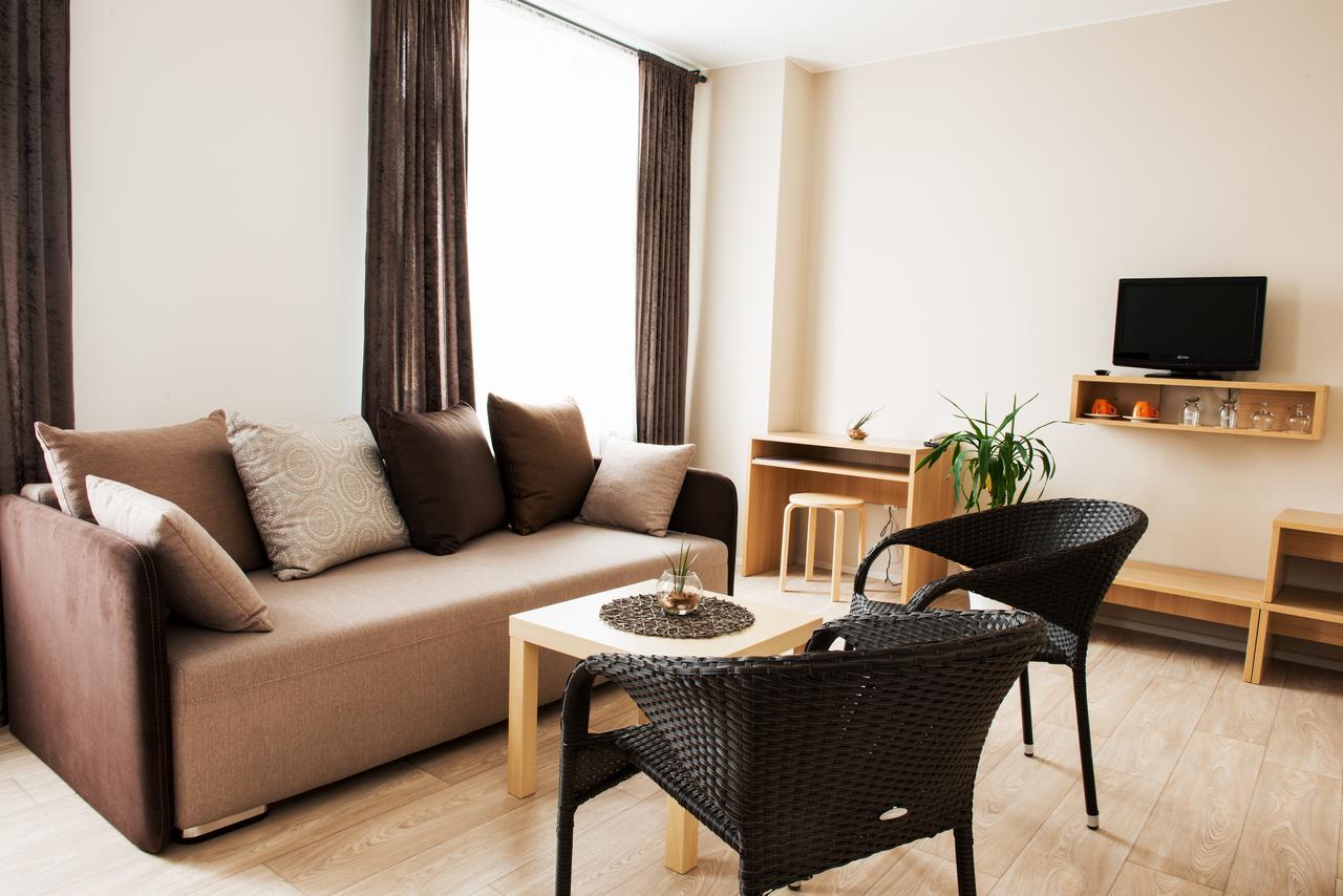 Hotel Imos Breclav Bagian luar foto